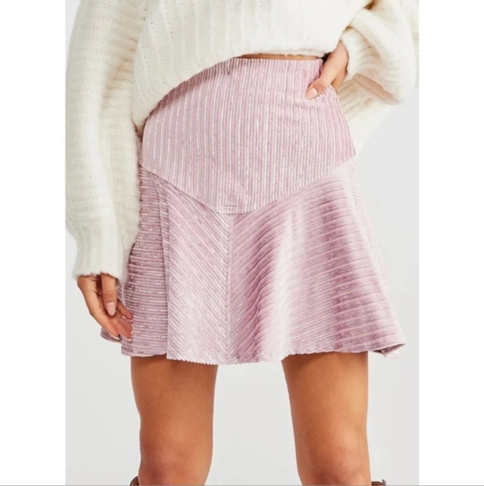 Free People MD Camden Mini Skirt Pink Ribbed Velvet NWOT #M28 - Picture 4 of 10